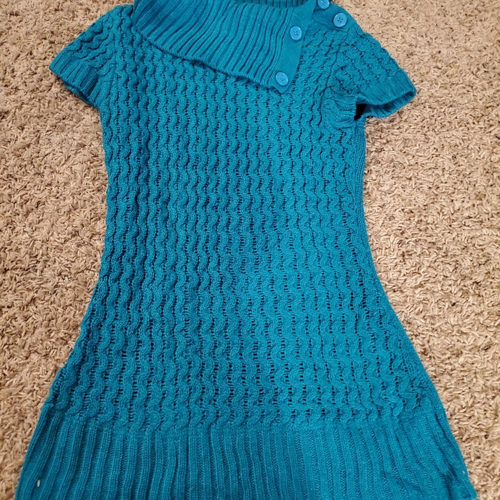 Teal sweater shirt